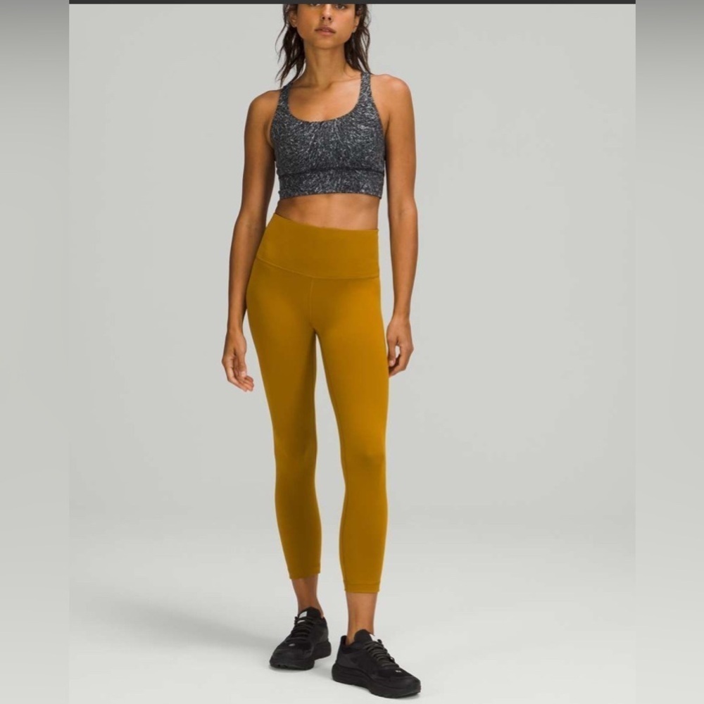 Lululemon Unlimit High-Rise Tight 25"
Gold Spice! EUC